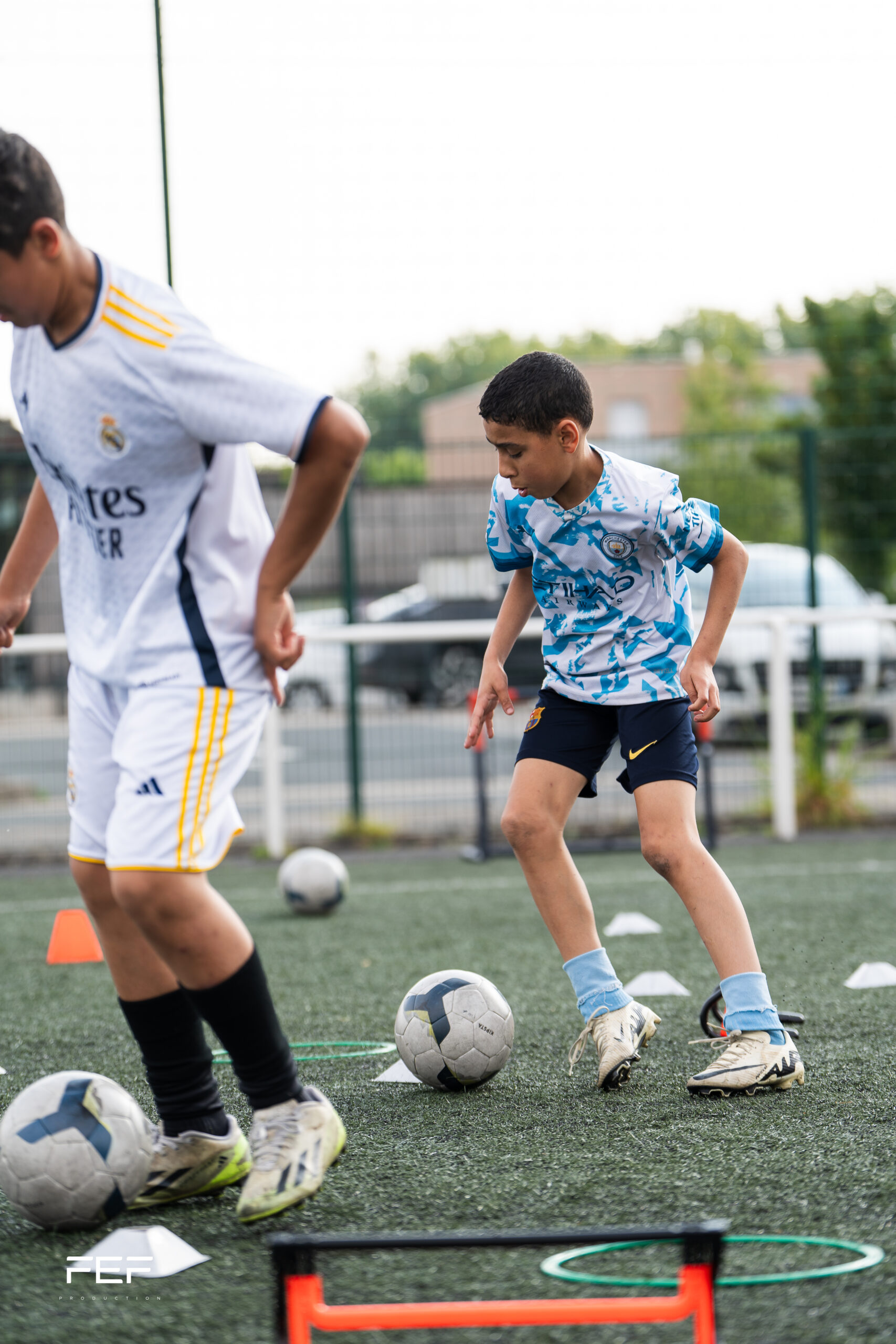 Entraînement football enfants à l'académie AJ2Sport